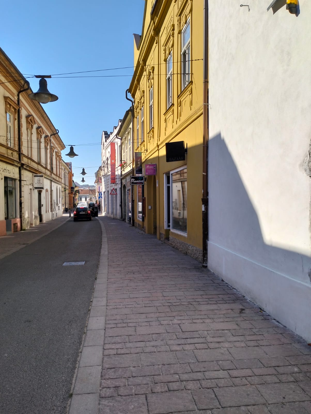 Kováčska ulica vedúca k podniku Diamond Košice